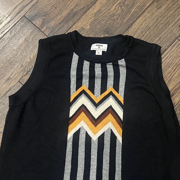 Missoni Sleeveless Sweater Dress‎ with Chevron Pattern - Picture 3 of 5